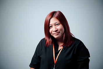Cô Molly Mai Phương